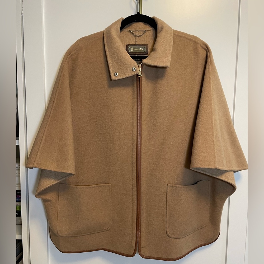 Massimo Dutti wool cape size S